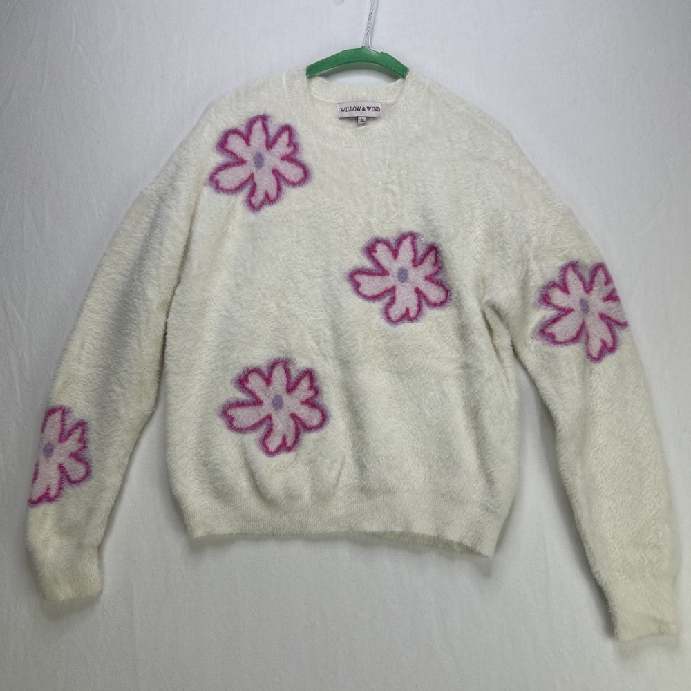 Willow & Wind Sweater Women's Large Fuzzy White Pink Flower Floral Soft